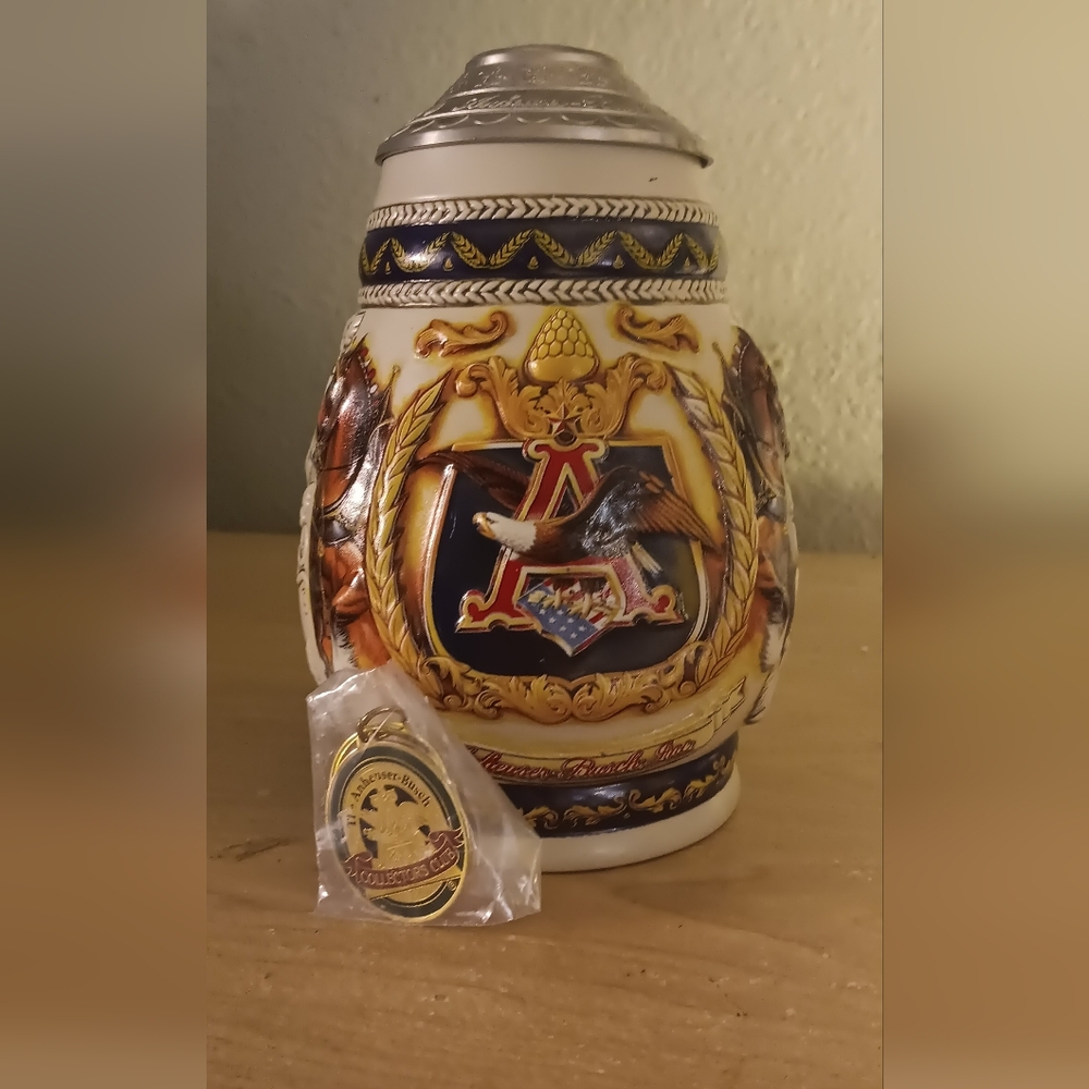 Anheuser-Busch Collectors Club 1997 Membership Stein "Pride and Tradition" CB5